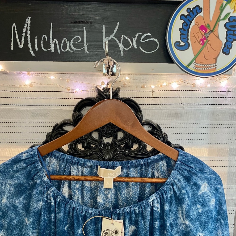 Michel Kors~ True Navy/White~Peasant Top